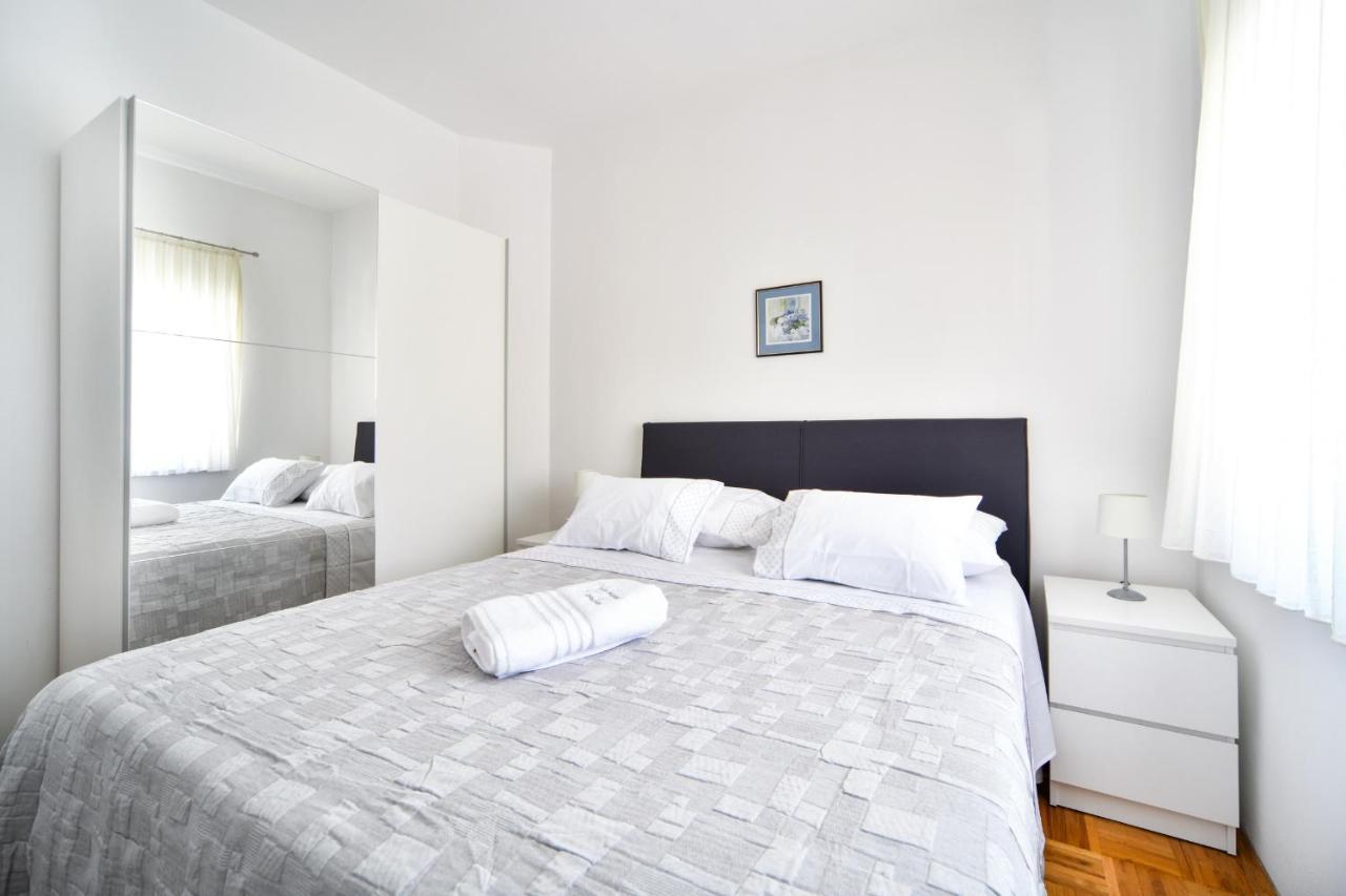 Apartments Martom Seline Extérieur photo