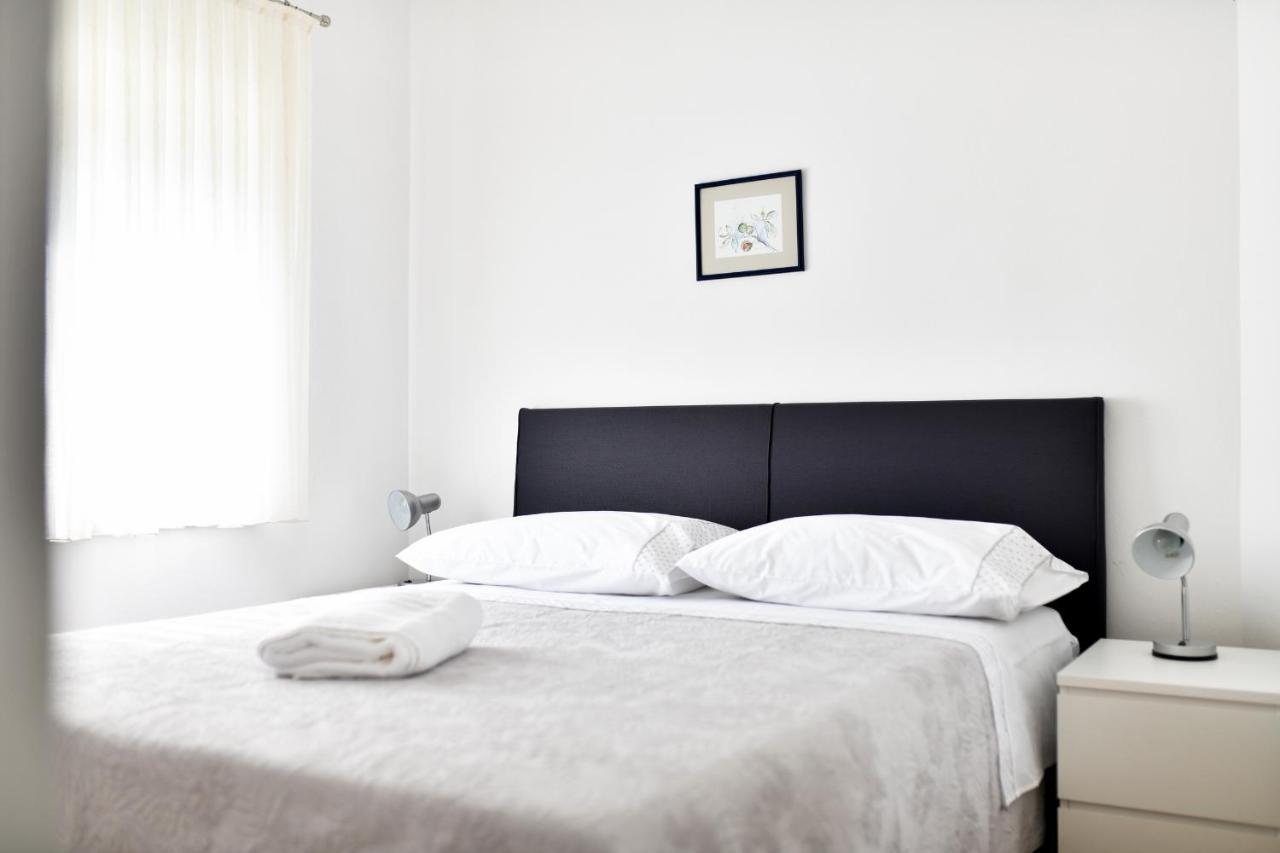 Apartments Martom Seline Extérieur photo