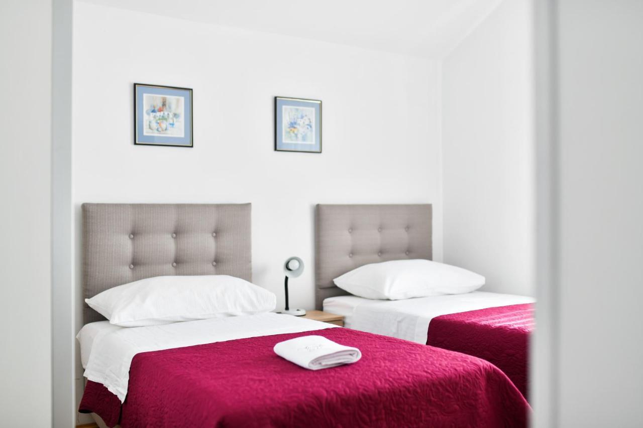 Apartments Martom Seline Extérieur photo