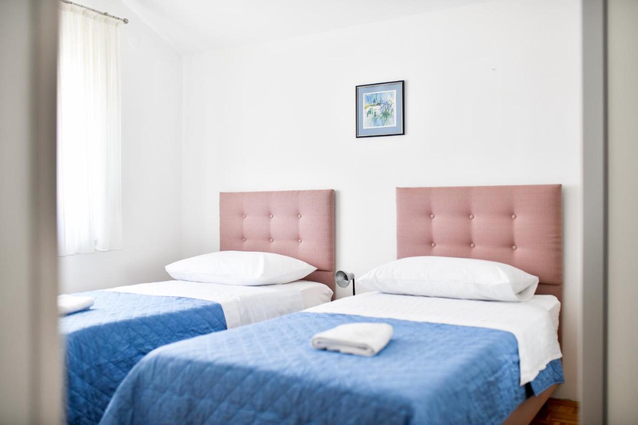 Apartments Martom Seline Extérieur photo