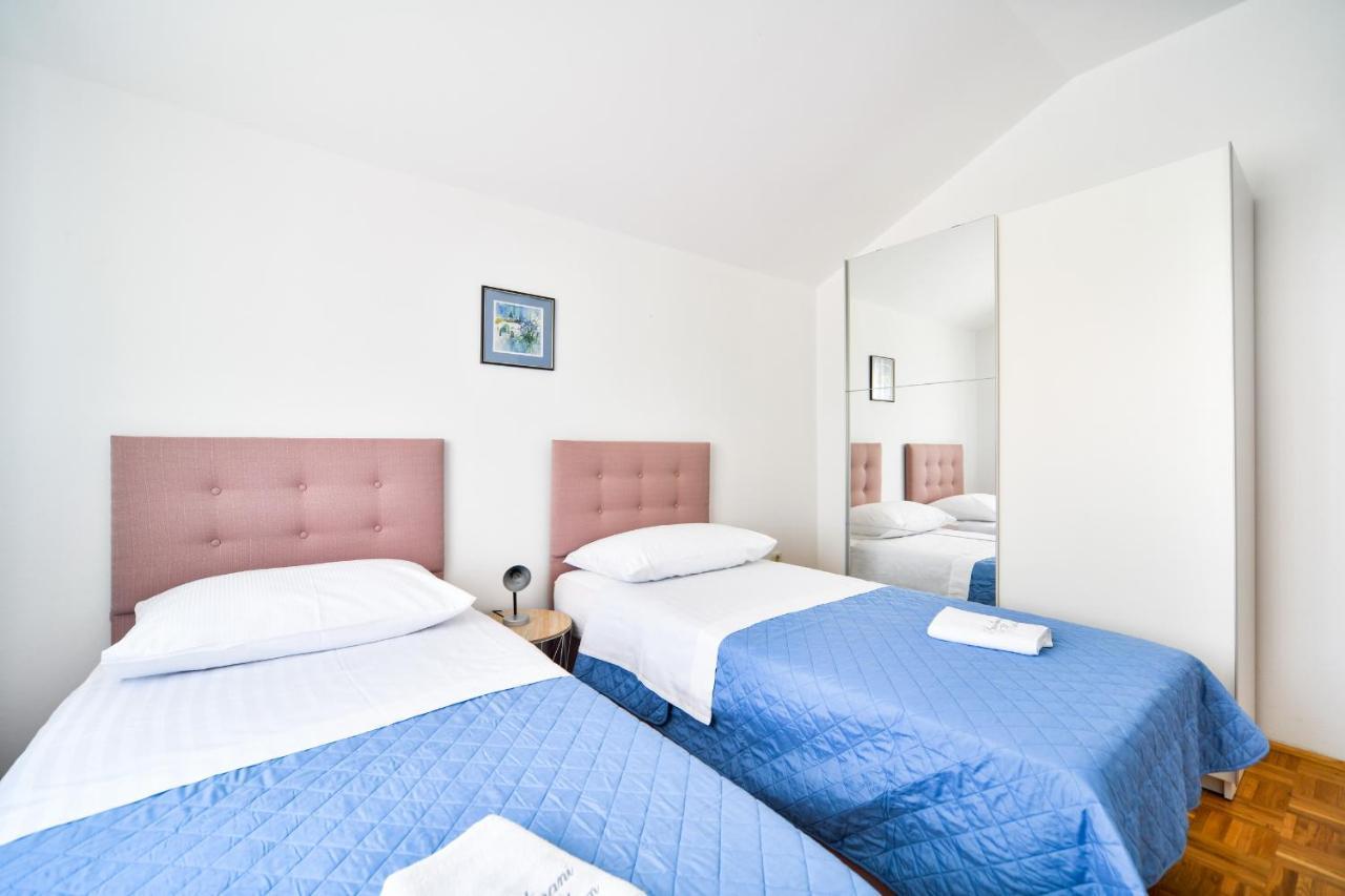 Apartments Martom Seline Extérieur photo